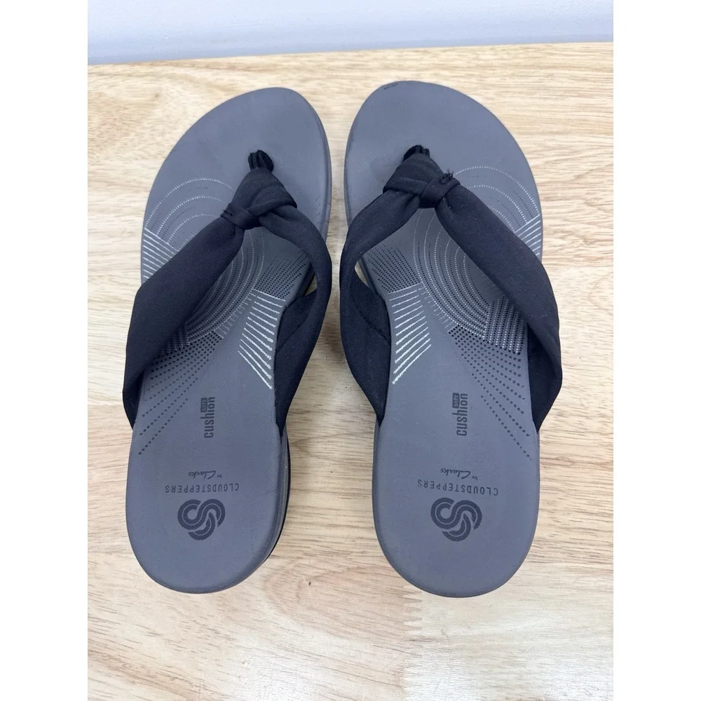 Clarks Cloudsteppers Slip-On Thong Sandals Women's 8M Black Gray Cushion #17